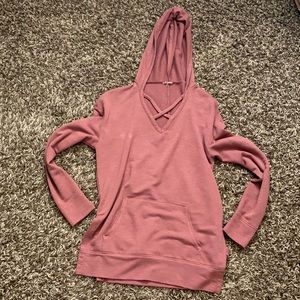 Long sleeves, with hood